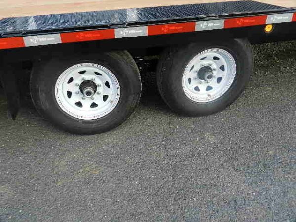 BWise 8 x 24 Deckover Equipment Trailer Wedge Style Ramps - Image 4
