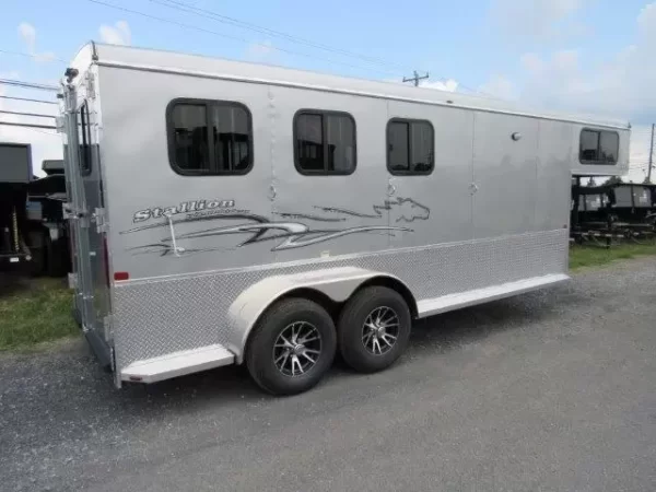 Homesteader Stallion 3 Horse Gooseneck Trailer – Slant Load - Image 9