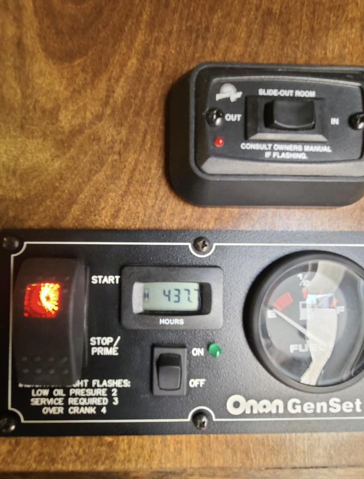 2017 Platinum Coach 4 Horse Trailer 12'8" LQ | Outlaw Conversion 28 2017 Platinum Coach 4 Horse Trailer 12'8" LQ | Outlaw Conversion - Image 28