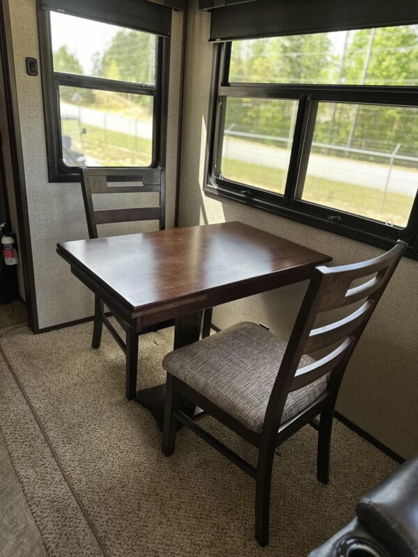 2019 Jayco North Point 377RLBH Luxury Fifth Wheel RV 12 2019 Jayco North Point 377RLBH Luxury Fifth Wheel RV - Image 12