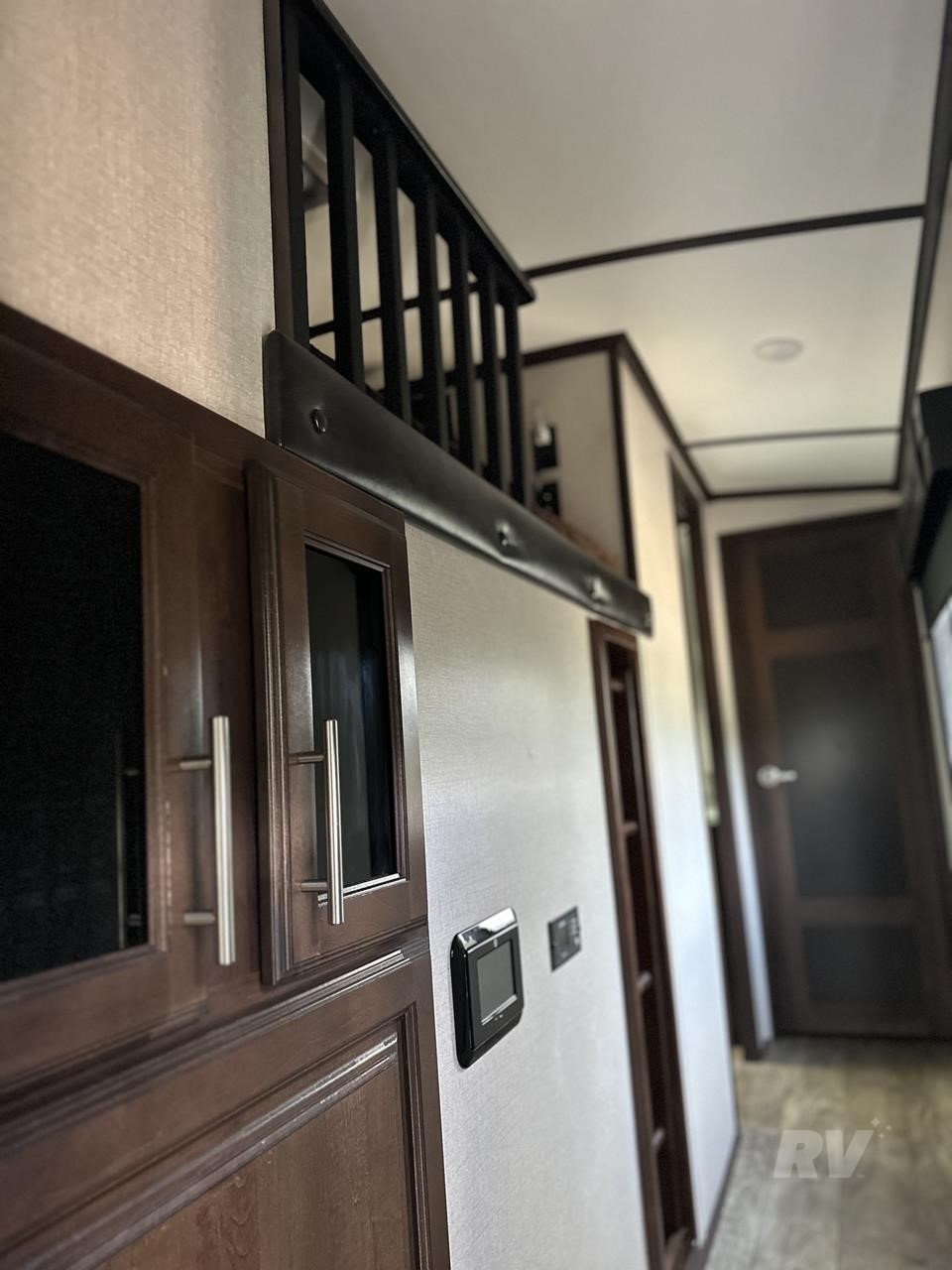 2019 Jayco North Point 377RLBH Luxury Fifth Wheel RV 8 2019 Jayco North Point 377RLBH Luxury Fifth Wheel RV - Image 8