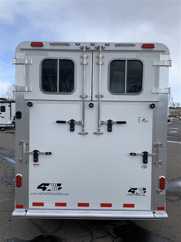 New 2024 4 Star 2+1 Warmblood Gooseneck Horse Trailer 17 New 2024 4 Star 2+1 Warmblood Gooseneck Horse Trailer - Image 17