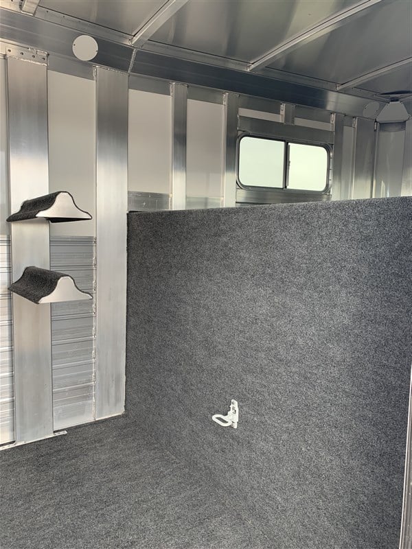 New 2024 4 Star 2+1 Warmblood Gooseneck Horse Trailer 9 New 2024 4 Star 2+1 Warmblood Gooseneck Horse Trailer - Image 9