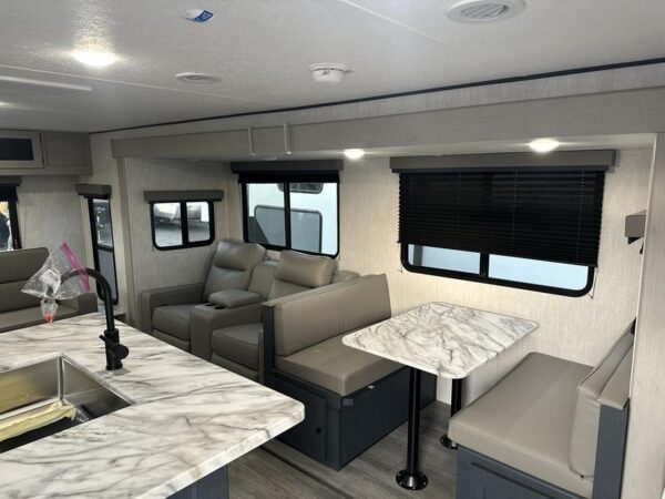 New 2025 Coachmen Apex 293RLDS Lightweight Travel Trailer 10 New 2025 Coachmen Apex 293RLDS Lightweight Travel Trailer - Image 10