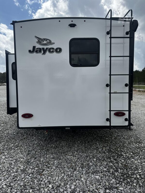 New 2025 Jayco Jay Feather 25RB Lightweight Travel Trailer 14 New 2025 Jayco Jay Feather 25RB Lightweight Travel Trailer - Image 14