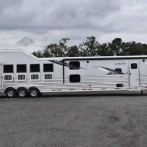 Used 2021 Lakota BigHorn 5 Horse Living Quarters Trailer w/ Bunks