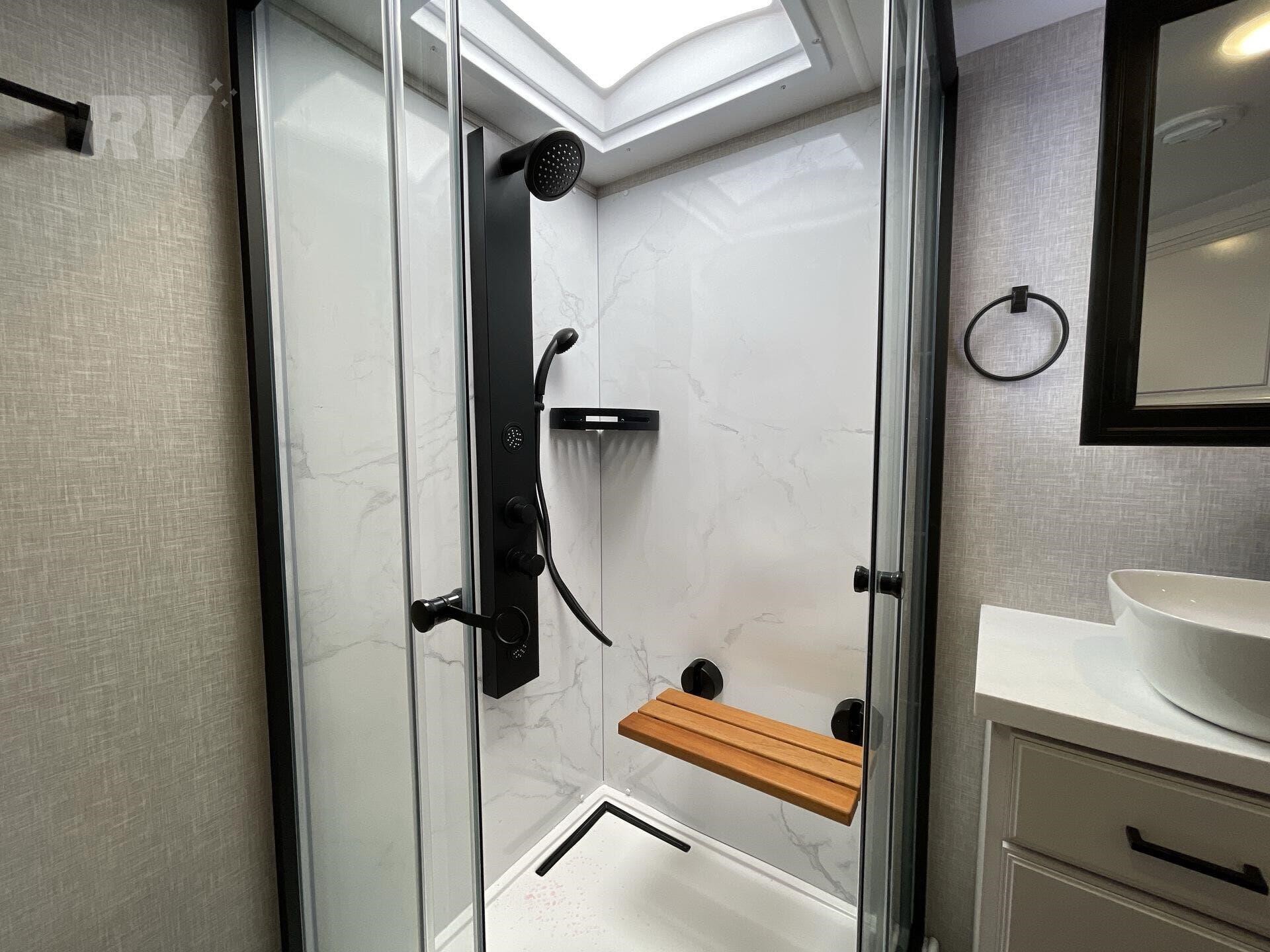 New 2025 Highland Ridge Open Range 3X 390TBS Bunkhouse 5th Wheel 9 New 2025 Highland Ridge Open Range 3X 390TBS Bunkhouse 5th Wheel - Image 9