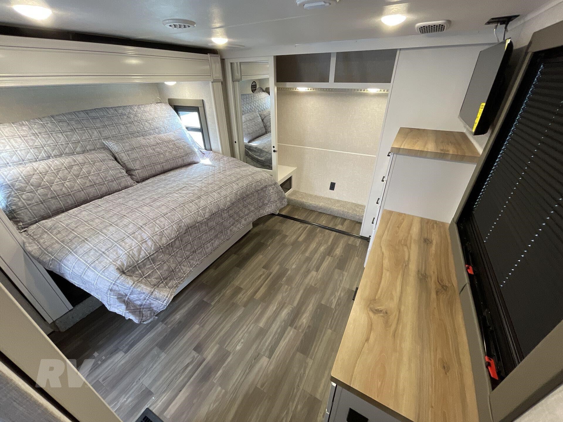 New 2025 Highland Ridge Open Range 3X 390TBS Bunkhouse 5th Wheel 22 New 2025 Highland Ridge Open Range 3X 390TBS Bunkhouse 5th Wheel - Image 22