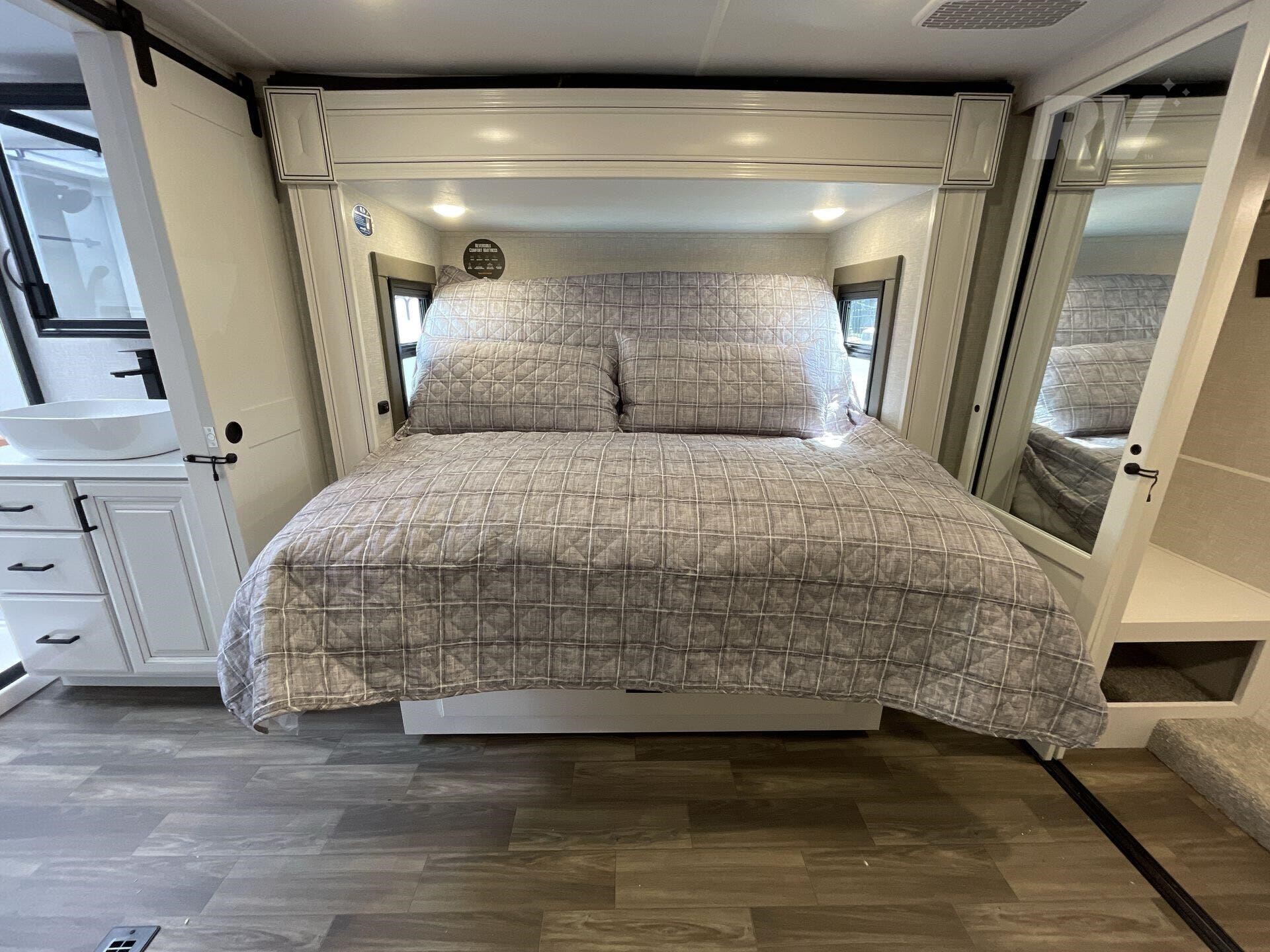 New 2025 Highland Ridge Open Range 3X 390TBS Bunkhouse 5th Wheel 21 New 2025 Highland Ridge Open Range 3X 390TBS Bunkhouse 5th Wheel - Image 21