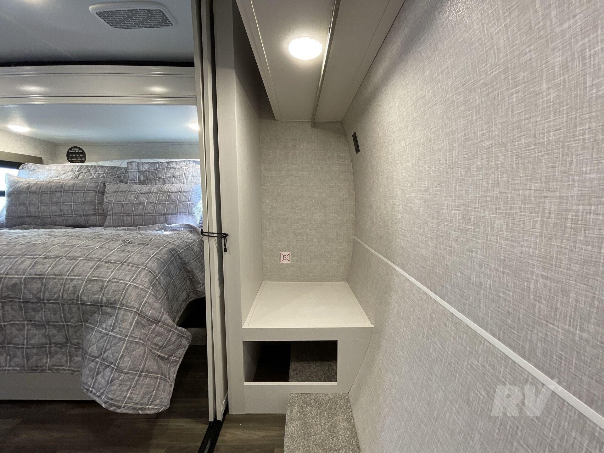 New 2025 Highland Ridge Open Range 3X 390TBS Bunkhouse 5th Wheel 16 New 2025 Highland Ridge Open Range 3X 390TBS Bunkhouse 5th Wheel - Image 16