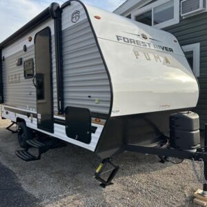 New 2025 Palomino Puma 16BHCE Bunkhouse Travel Trailer