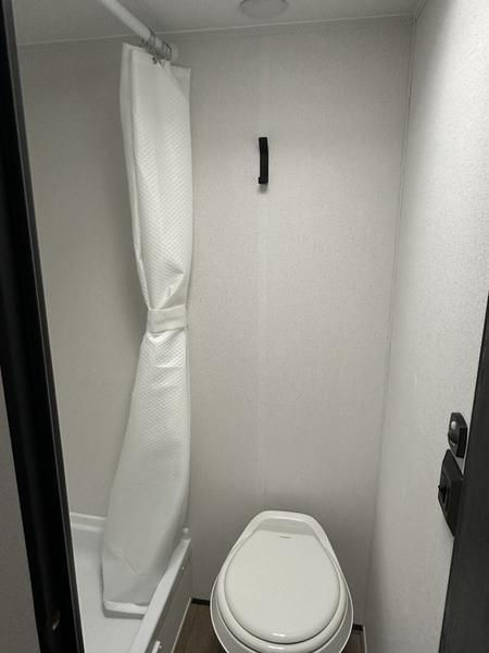 New 2025 Palomino Puma 16BHCE Bunkhouse Travel Trailer 4 New 2025 Palomino Puma 16BHCE Bunkhouse Travel Trailer - Image 4