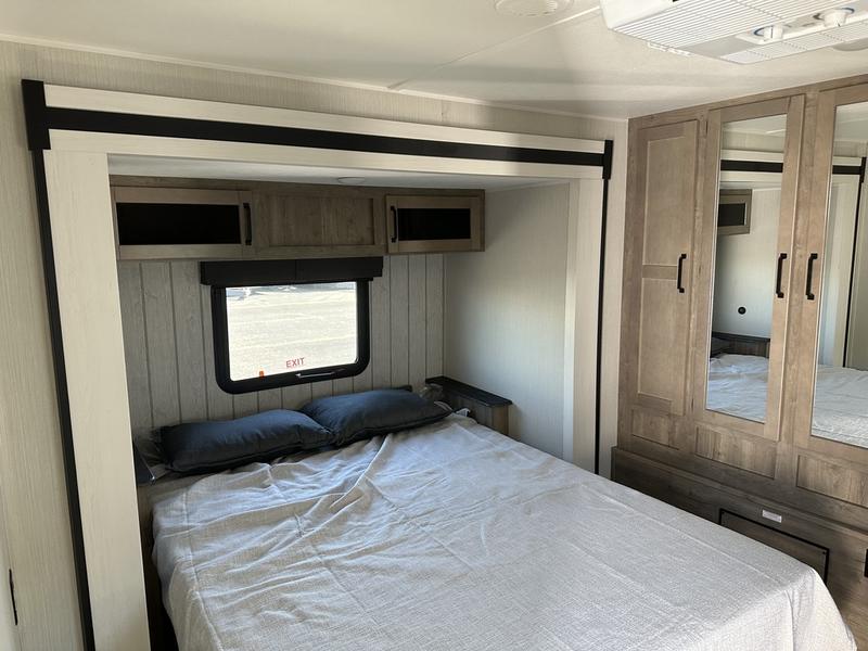New 2025 Palomino Puma 31RLQS Rear Living Travel Trailer 3 New 2025 Palomino Puma 31RLQS Rear Living Travel Trailer - Image 3