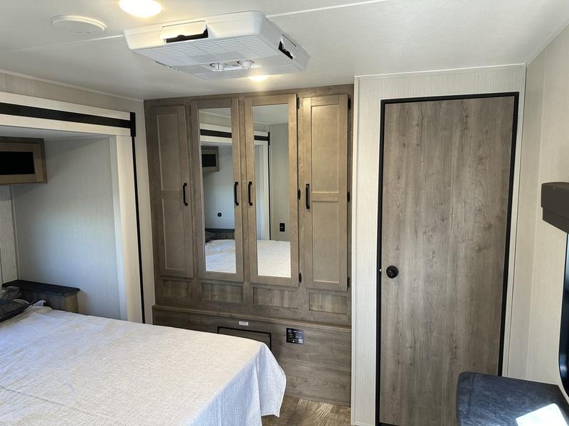 New 2025 Palomino Puma 31RLQS Rear Living Travel Trailer 2 New 2025 Palomino Puma 31RLQS Rear Living Travel Trailer - Image 2