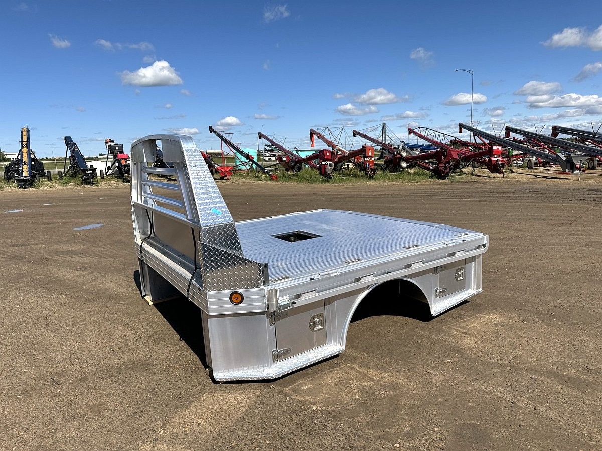 Hillsboro 4000 Aluminum Flatbed w/ Toolboxes (8'x8.5') | Ford/GM 5 Hillsboro 4000 Aluminum Flatbed w/ Toolboxes (8'x8.5') | Ford/GM - Image 5
